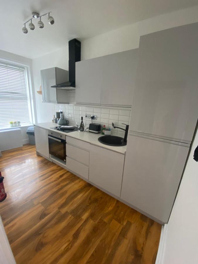 Luxevibe Apartment Blackpool Bagian luar foto