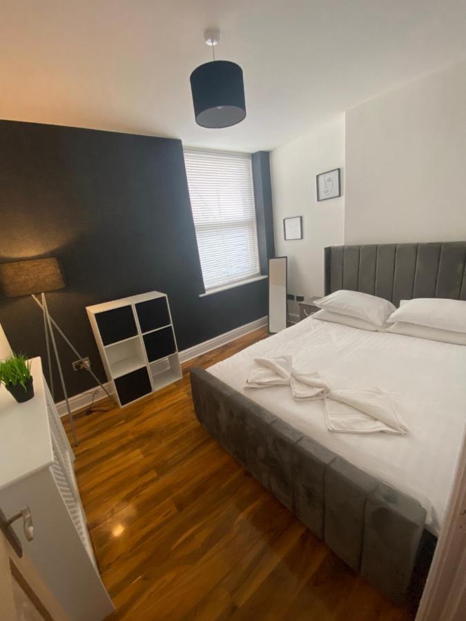 Luxevibe Apartment Blackpool Bagian luar foto