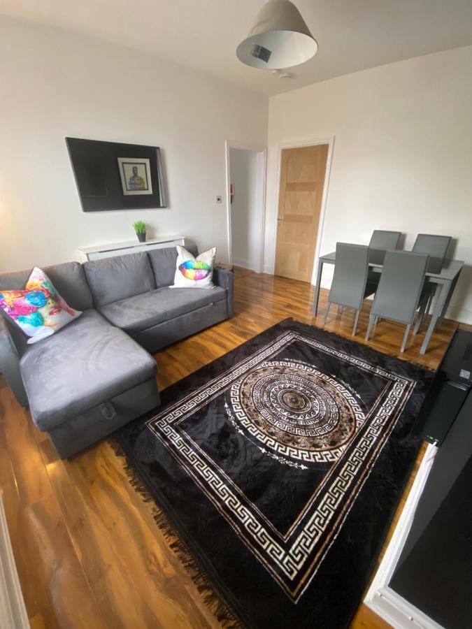 Luxevibe Apartment Blackpool Bagian luar foto